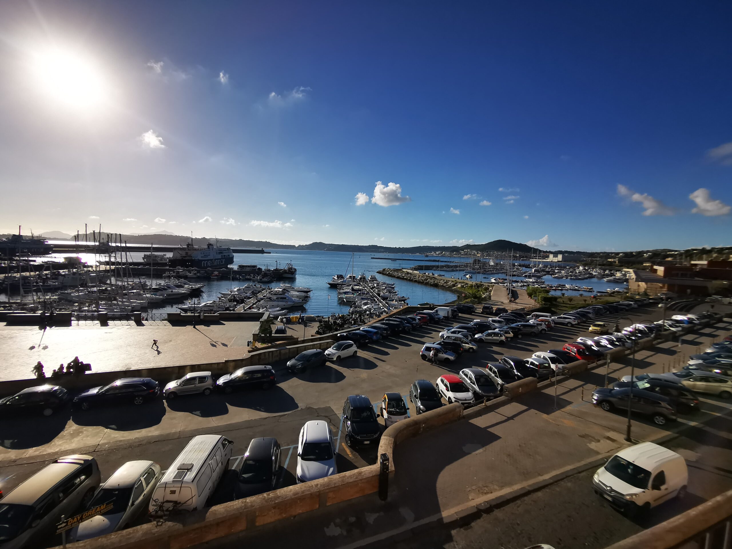 Vista sul Golfo di Pozzuoli dal Puteoli Sea View